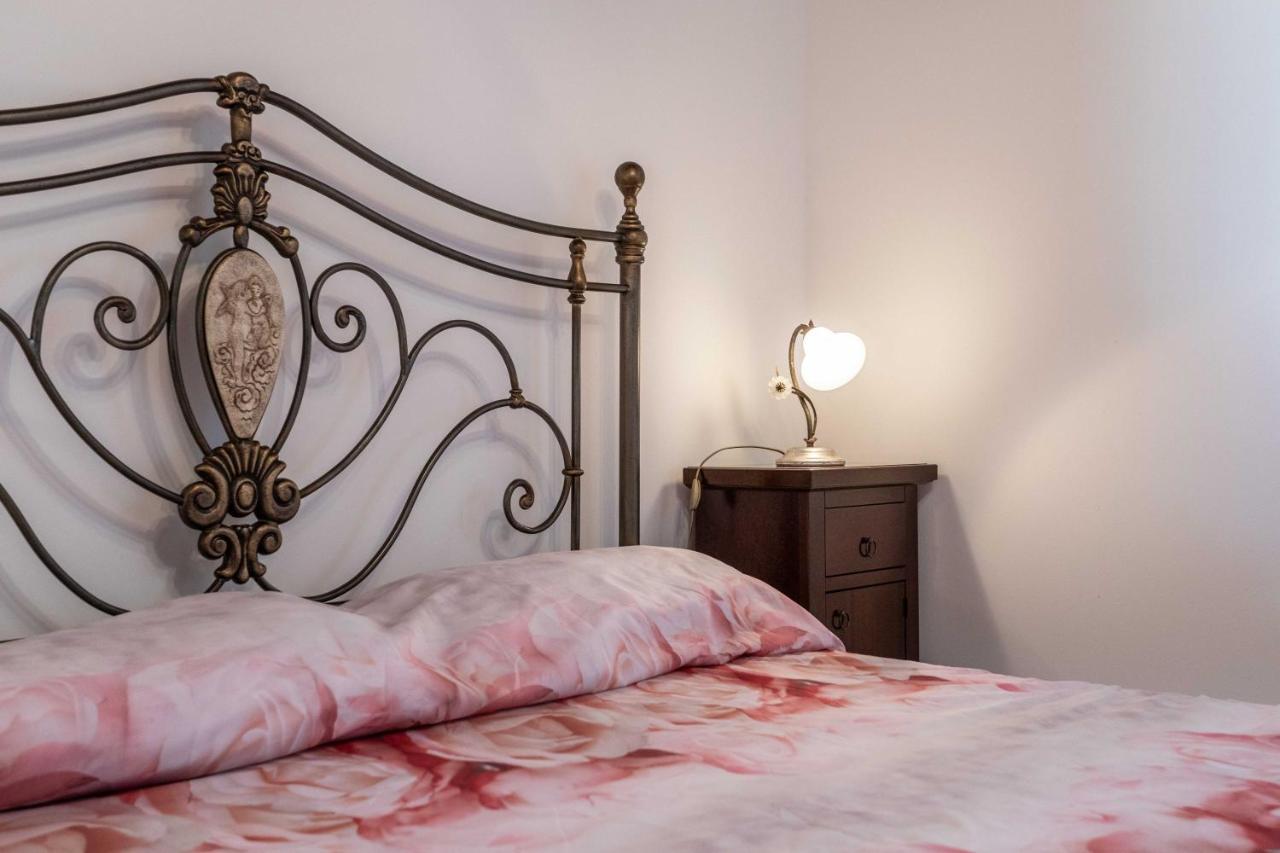 Villa Antonietta Alliste Bagian luar foto